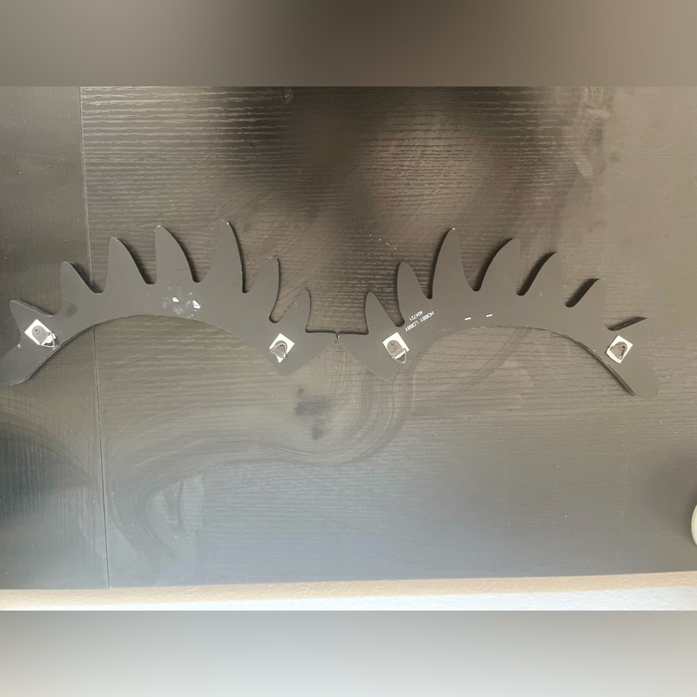 Lashes wall decor - Picture 2 of 2